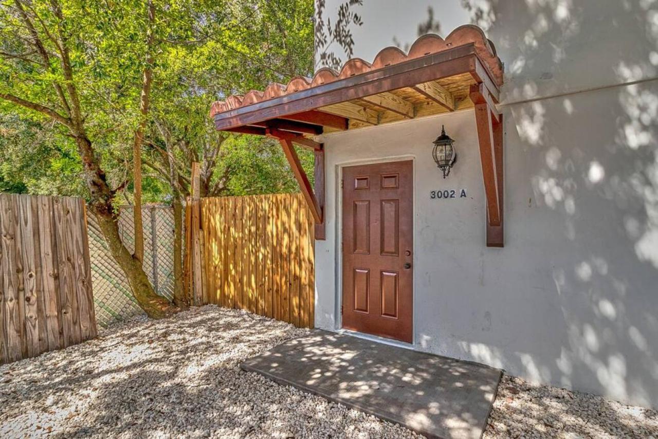 Cozy Haven Attached To Million Home - South Tampa Exterior foto